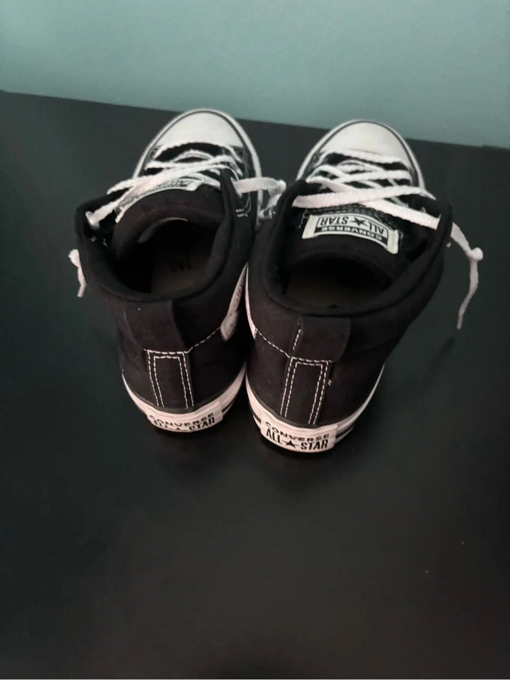 Converse Kids Black Canvas Low-Top Sneakers with White Accents size 4